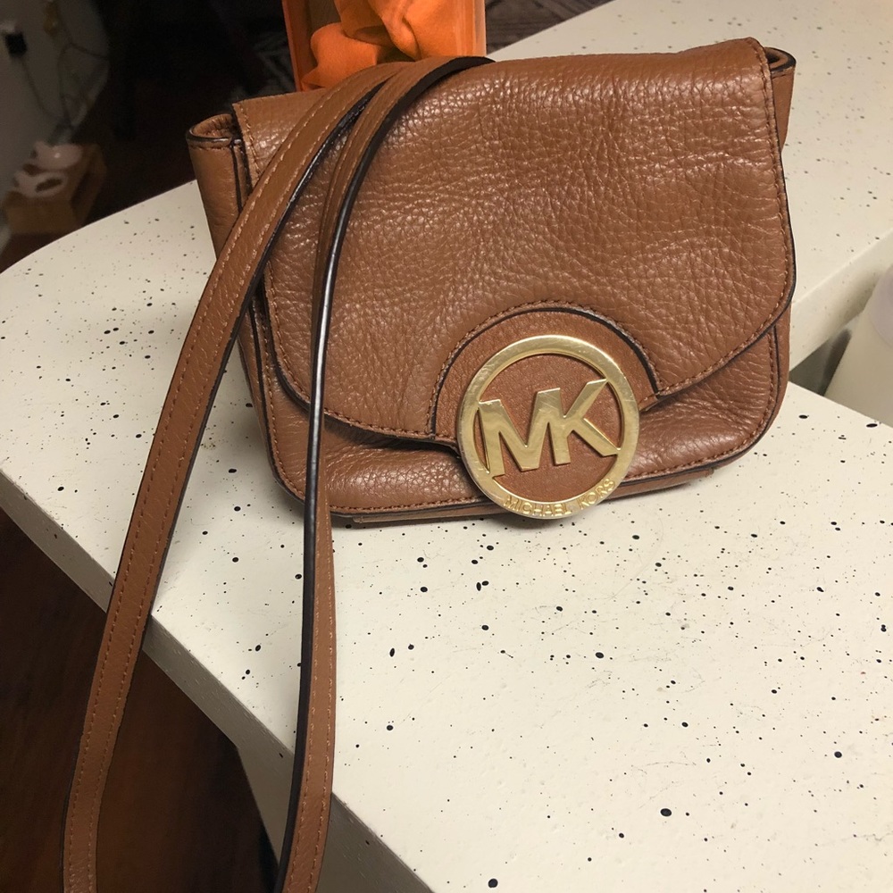 Small crossbody Michael Kors purse